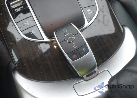 2020 Mercedes-Benz Glc 300 4Matic z USA, uszkodzony, nr VIN W1N0G8EB5LF809153